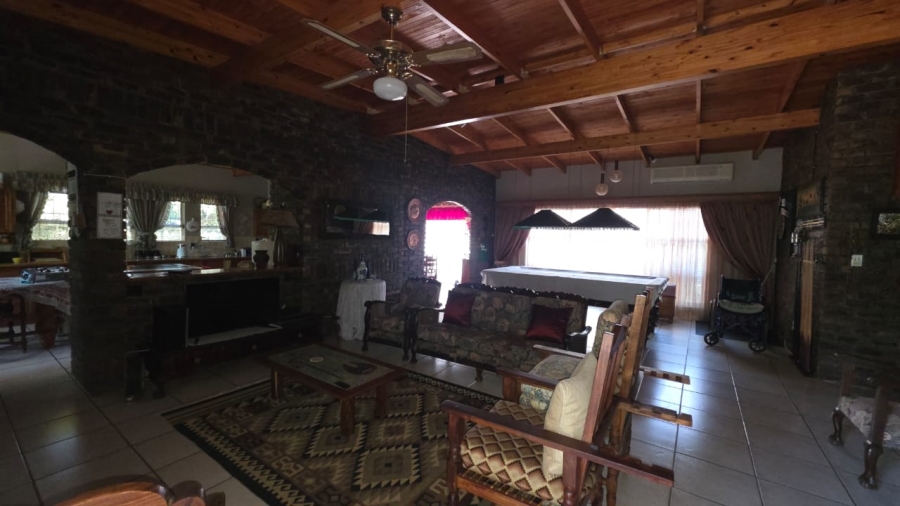 3 Bedroom Property for Sale in Hartbeesfontein North West